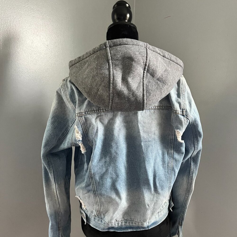 Ci Sono Denim Jacket, Removable Hood, Distressed, Size Large, Style DJK161 - Picture 7 of 10